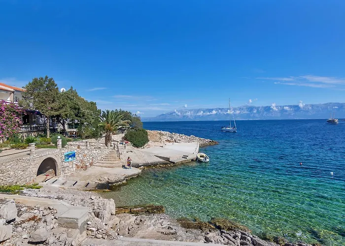 Rubin-7 By Interhome Apartmán Zastražišće